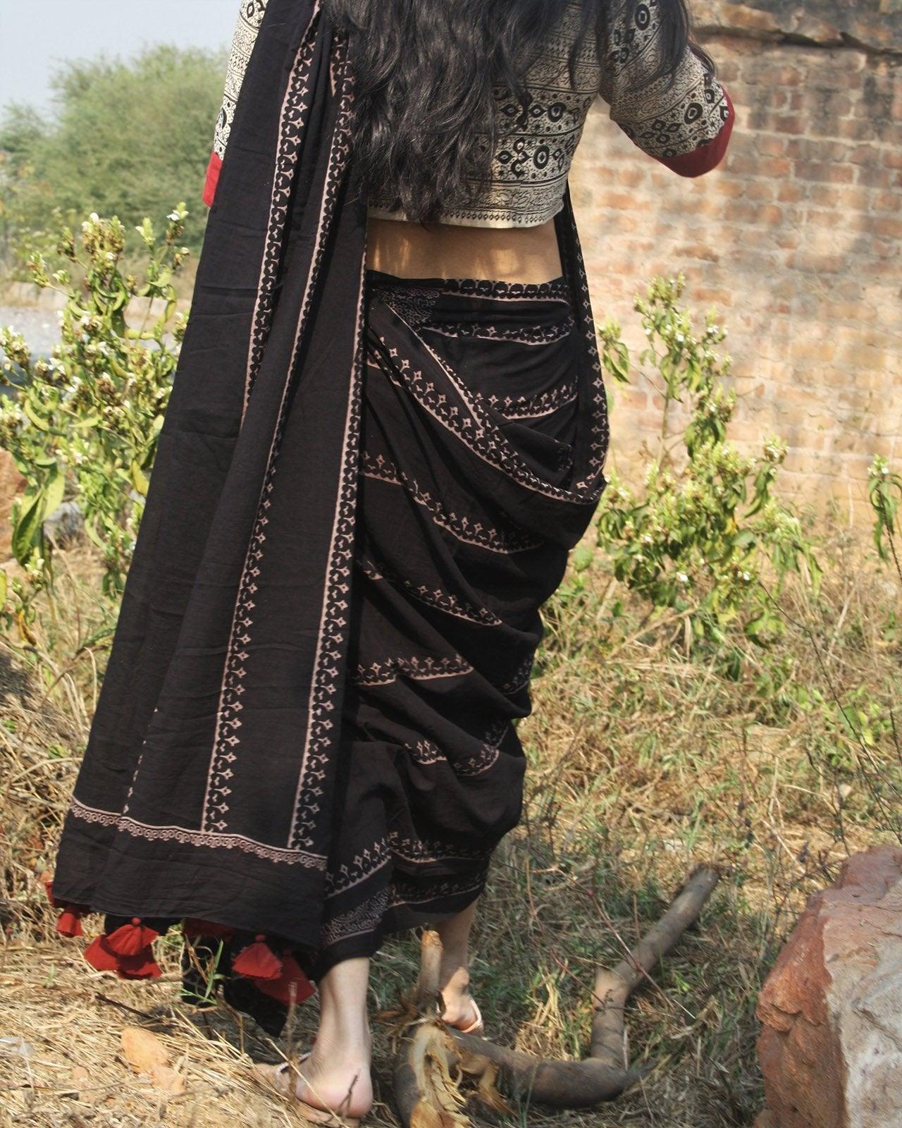 Black Block Printed Cotton Mul Saree - Image 2