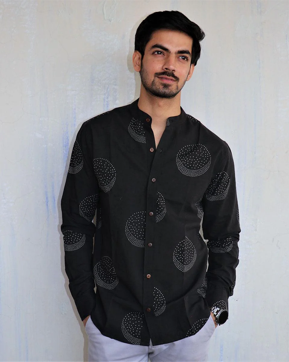 Black Moon Block-Printed Men'S Shirt - Image 2