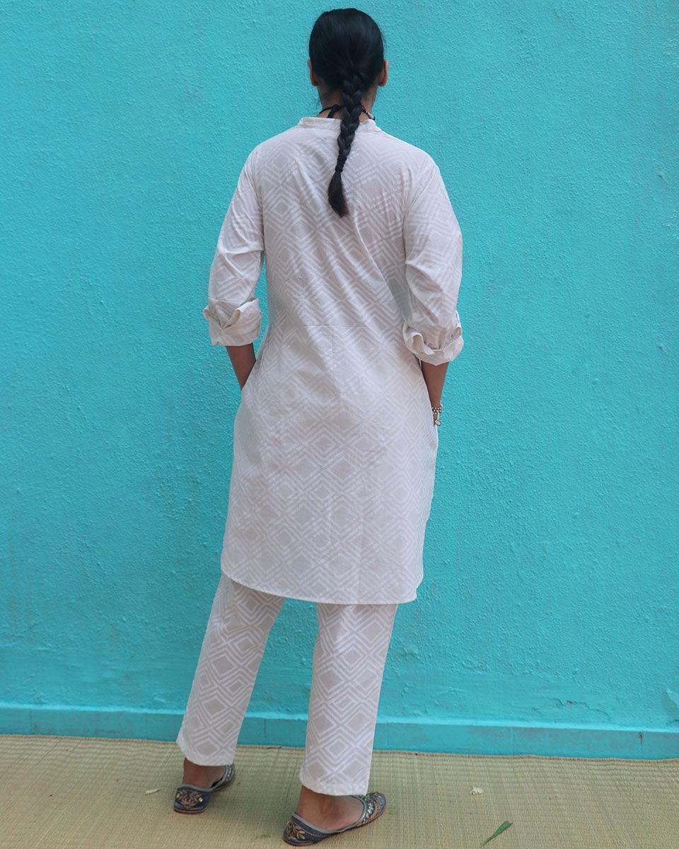 Ginevra Cotton Kurta Set - Safed - Image 13