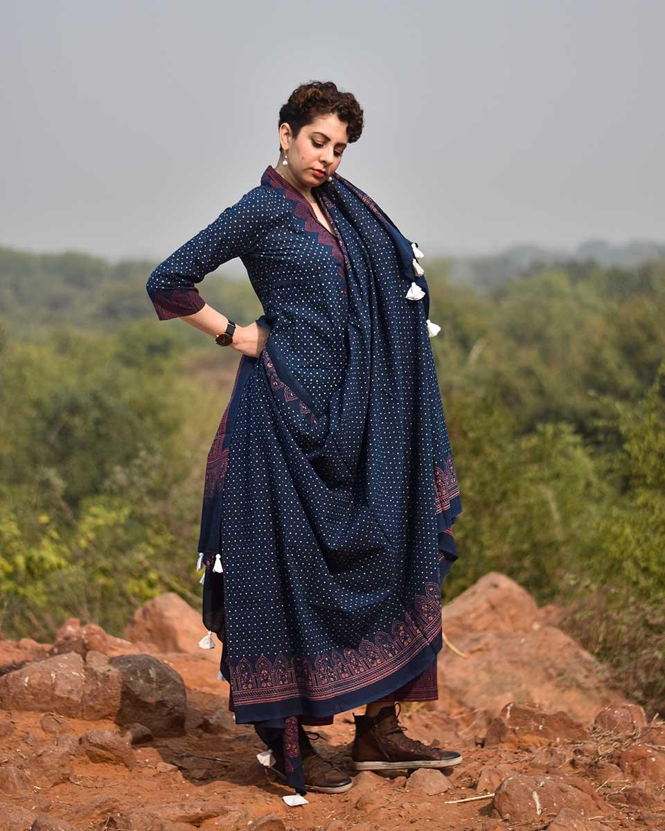 Indigo & Rust Blockprinted Cotton Dupatta - Awargi - Image 2