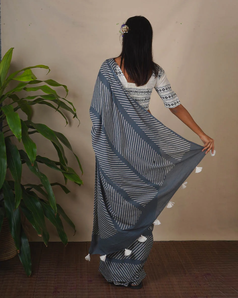 Moon Smoke Grey Block Printed Saree - BMS - Image 5