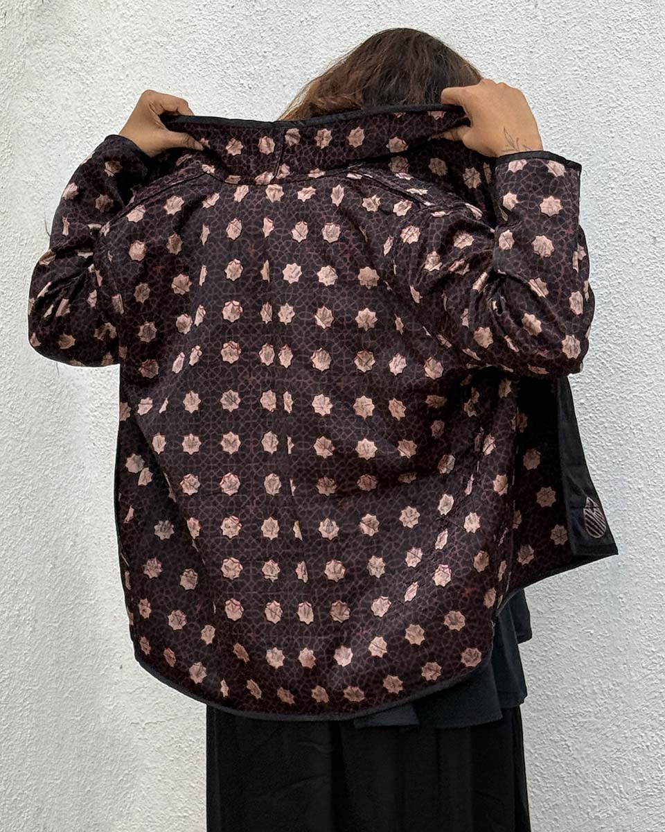 Moonchild Mashru Silk Reversible Quilted Jacket - Image 10