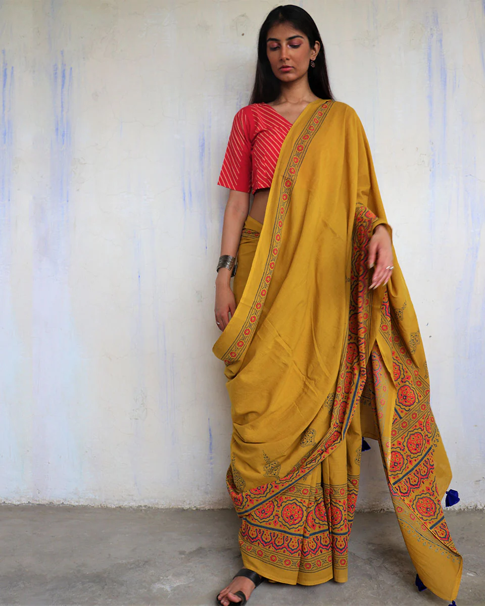Ahana Handprinted Cotton Saree - Ajooni - Image 5
