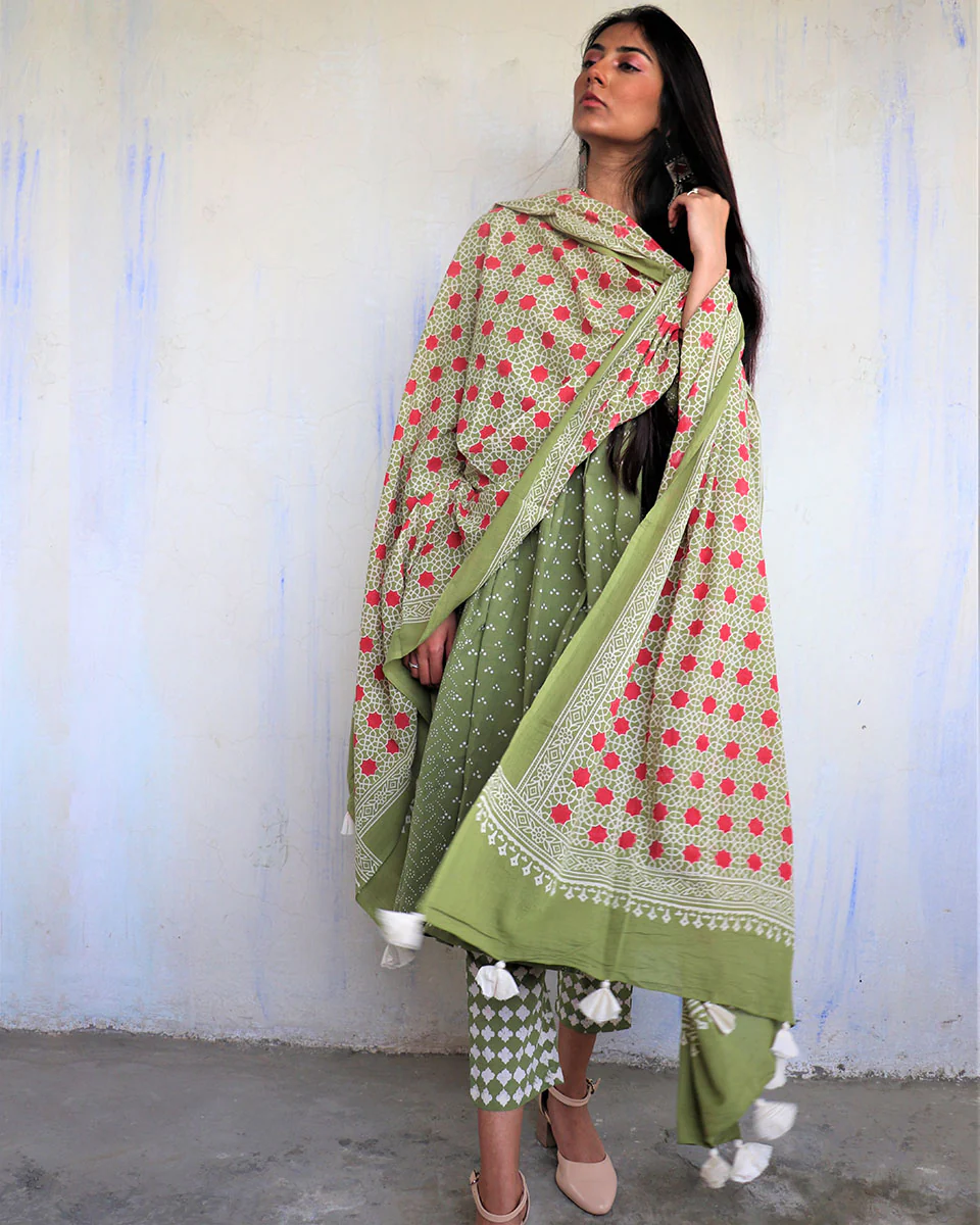 Olive Green Pure Cotton Blockprinted Dupatta-Ajooni - Image 2