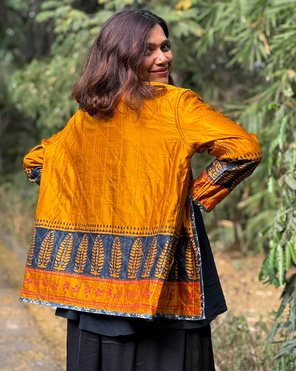 Softember Mashru Silk Reversible Quilted Jacket - Image 17
