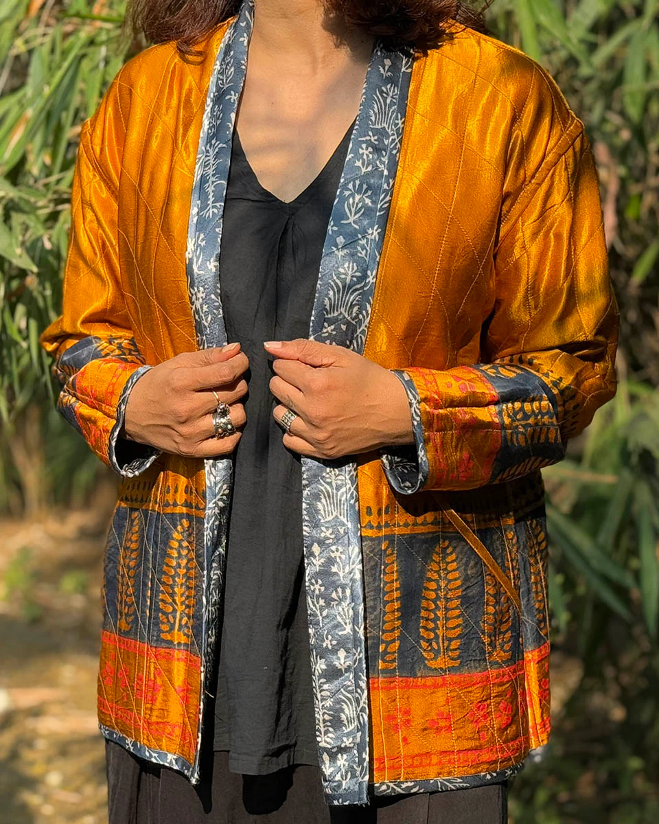 Softember Mashru Silk Reversible Quilted Jacket - Image 21