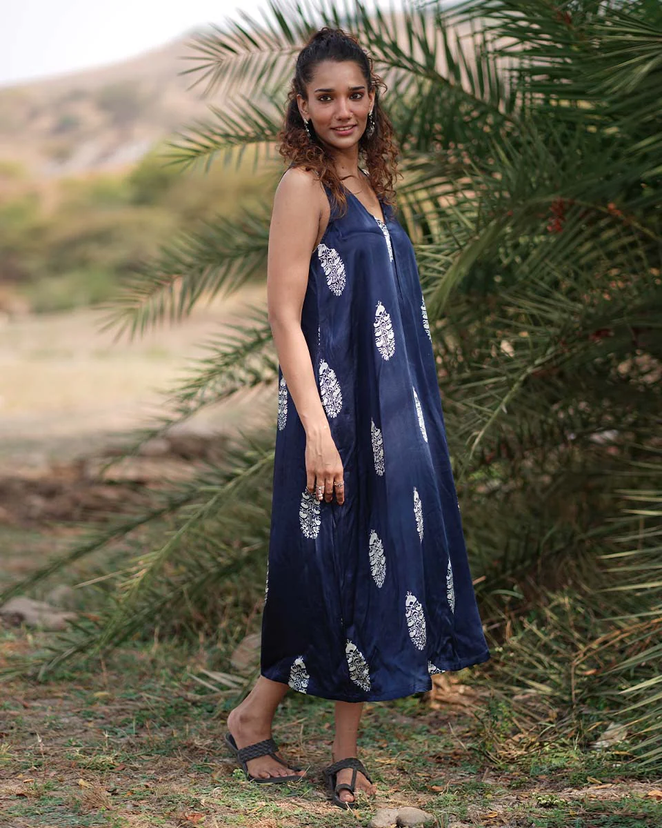 Suzette Modal Silk Dress - Image 3